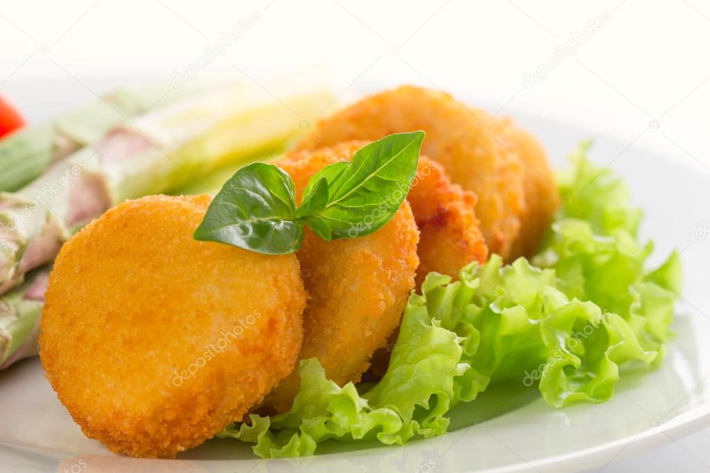 fresh chicken nuggets with asparagus