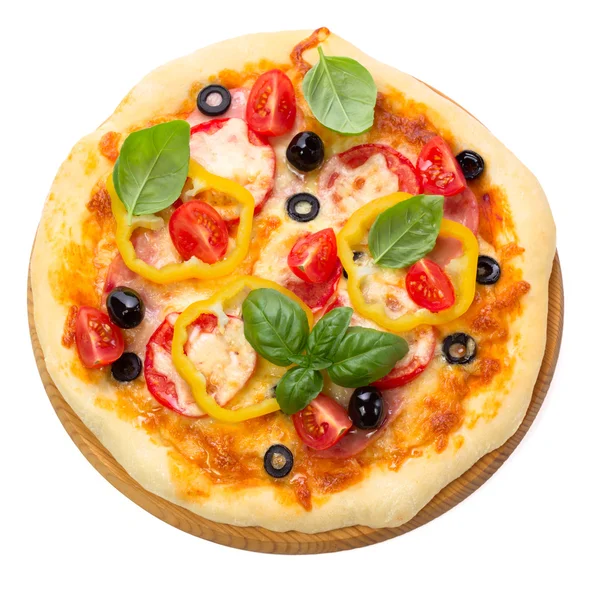 jambon, domates ve beyaz arka plan üzerinde izole zeytin pizza.