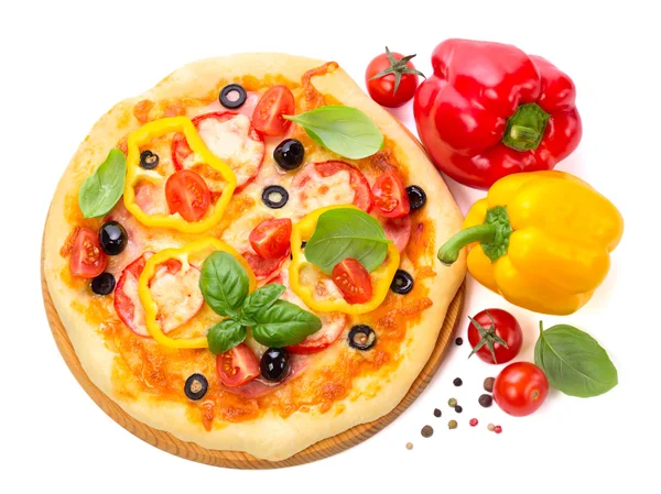 Pizza with ham, tomato and olives and vegetables isolated on whi — Stock Photo, Image