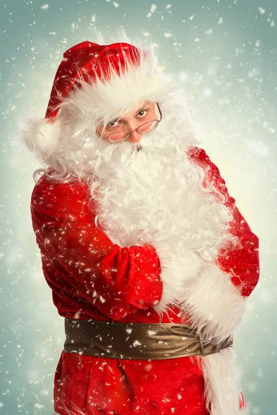 Retrato de Papai Noel em uma neve — Fotografia de Stock