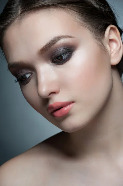 Girl with stylish makeup — Stock Photo, Image