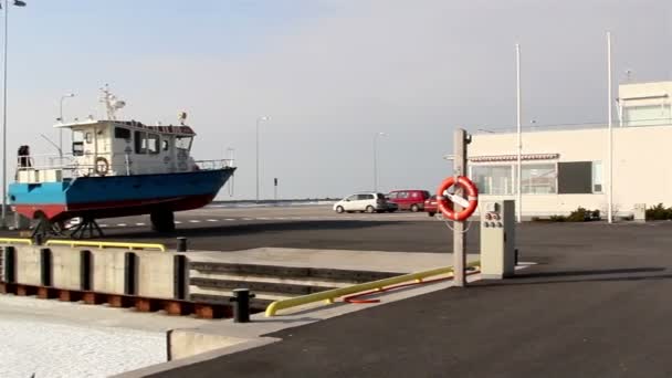 Widok na port w mieście — Wideo stockowe