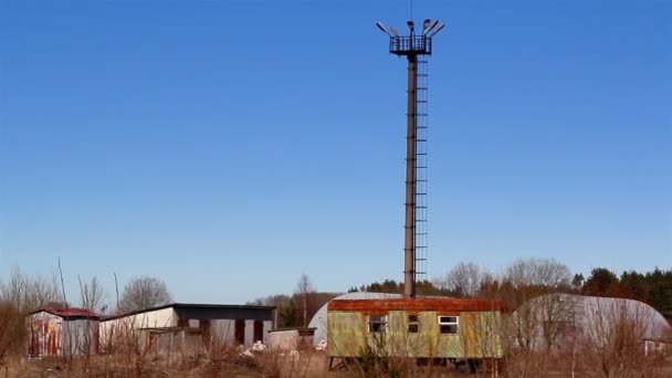 Widok wewnątrz ogrodzenia — Wideo stockowe