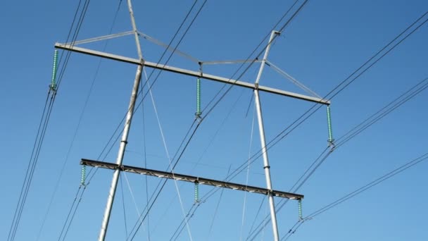 Poteaux métalliques électriques 