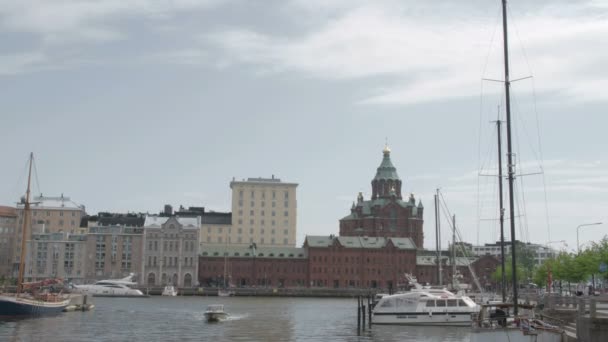 Der blick auf den hafen in finnland fs700 odyssey 7q — Stockvideo