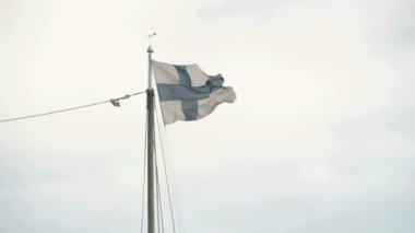 Finlandiya bayrağı