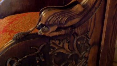 Eski kale Gh4 Uhd gelen krallar sandalyenin kol detayları