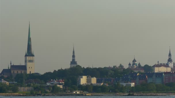 Vista del villaggio di Tallin in Estonia GH4 UHD — Video Stock