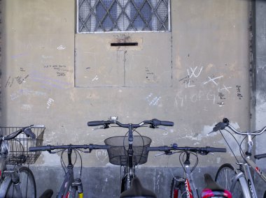 Bisiklet duvar park yeri