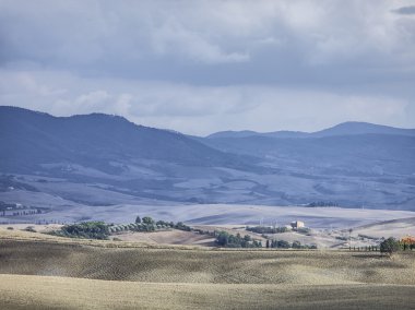 Tuscan Sıradağları ve alan