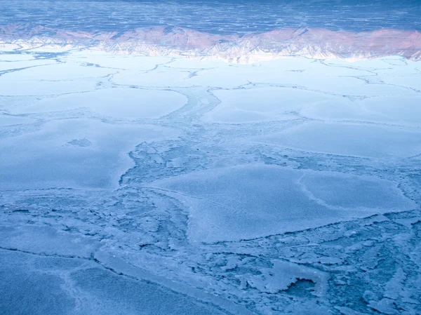 Reflektion i salt flats — Stockfoto