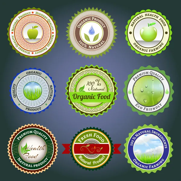 Etiquettes, badges et autocollants biologiques — Image vectorielle