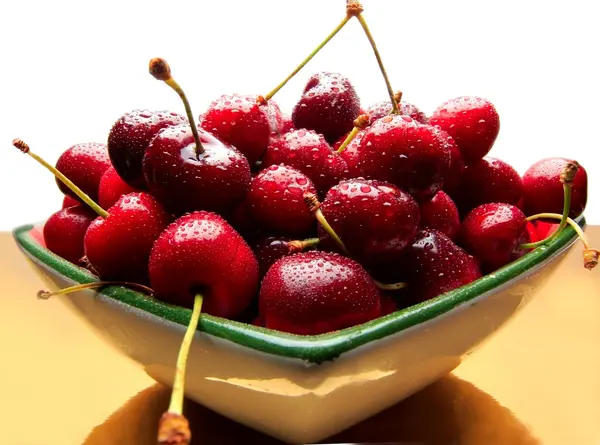 Sweet cherries — Stock Photo, Image