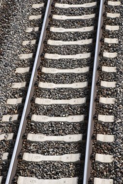 Tek demiryolu parça