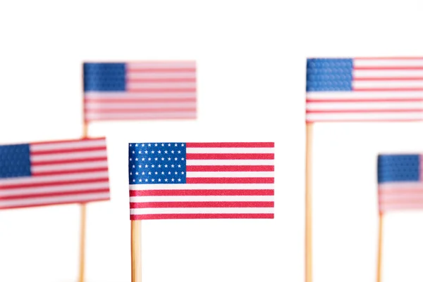 Многие американские флаги — стоковое фото