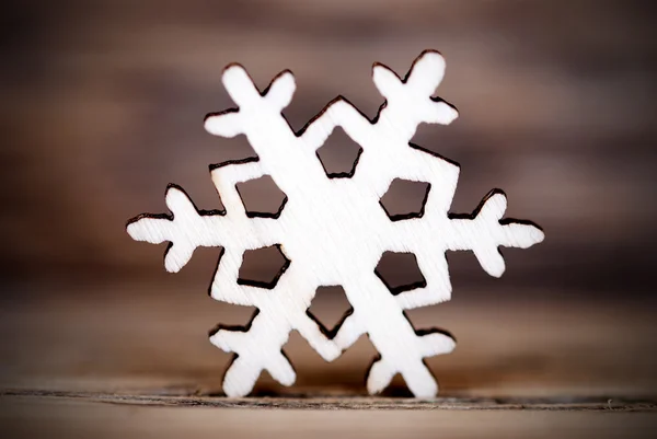 Snowflake on Wood IV — Stock Photo, Image