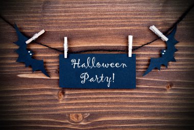 Cadılar Bayramı partisine ahşap üzerine siyah etiket