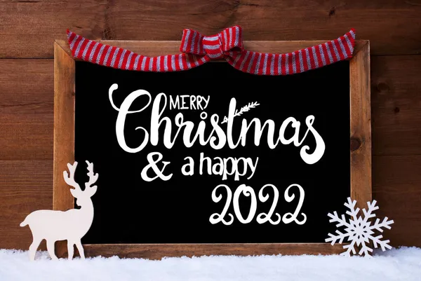 Krijtbord, Kerstversiering, Sneeuw, Herten, Vrolijk Kerstfeest En Een Gelukkig 2022 — Stockfoto