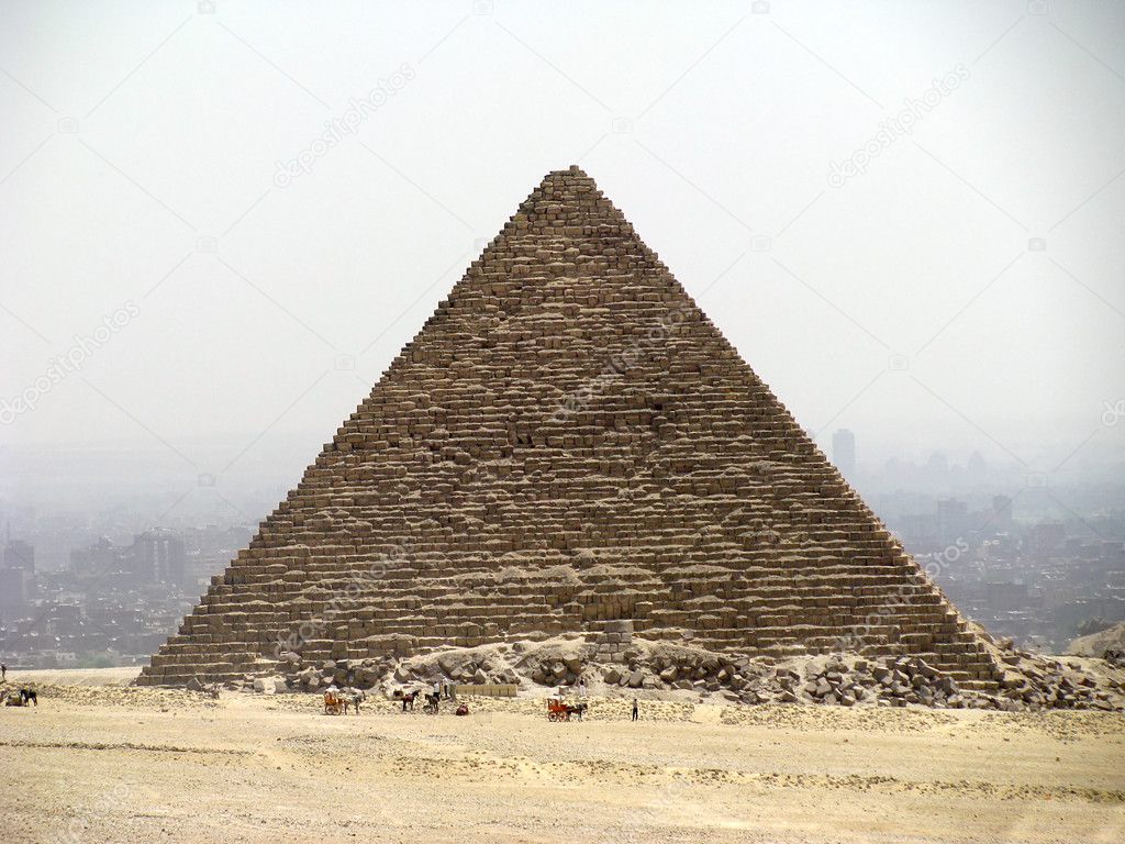 Pyramids of Giza,Menkaure