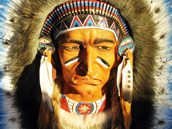 Nachbildung eines Indianers — Stockfoto