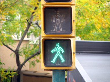 Ben yeşil yaya trafik ışıkları