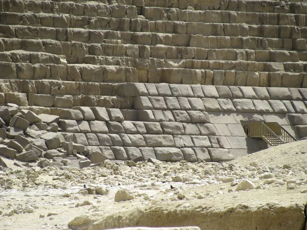 Entrada para uma pirâmide em Gizé — Fotografia de Stock