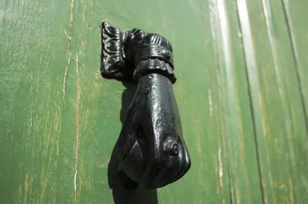 Kapı tokmağı siyah klasik — Stok fotoğraf