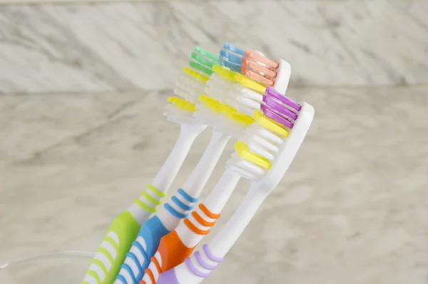 Groupe de brosses à dents multicolores — Photo