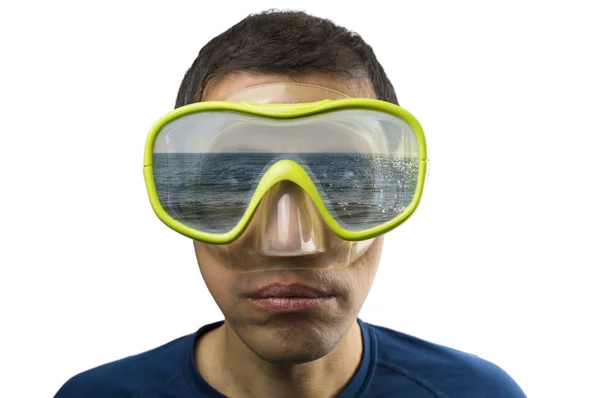 Looking at sea and reflected in the glasses — Stock Photo, Image