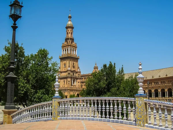 Spanischer Platz in Sevilla — Stockfoto