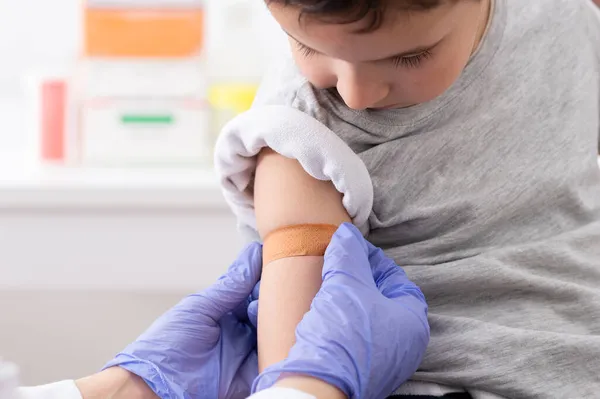 Shot Little Boy Getting Vaccination Hospital — Stock Photo, Image