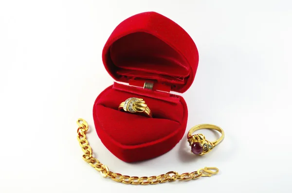 Diamante, Ruby dan anel de ouro com pulseira — Fotografia de Stock