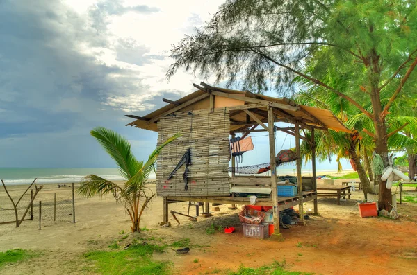 Zdezelowanym shack — Zdjęcie stockowe