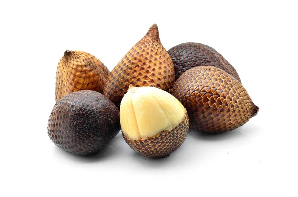 Salak frutas sobre fondo blanco — Foto de Stock