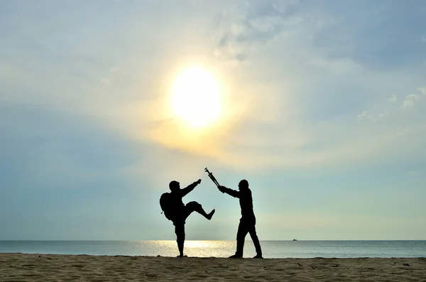 Fighting near beach — Stock Photo, Image