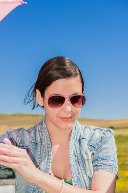 Güneşli alan kendini zevk çiçek kokulu güzel Yetişkin