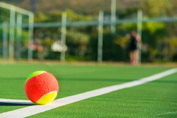 Теннисный мяч Стоковое Фото