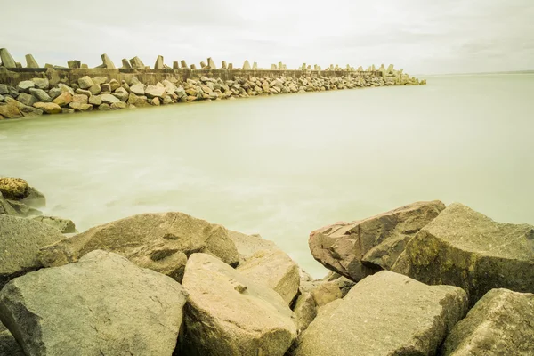 Rock seashore close to Cape Town — Stock Photo, Image