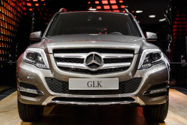Mercedes-benz glk kompakt gelandewagen yeni model