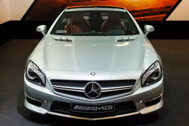 dördüncü nesil mercedes-benz sl amg üst ön