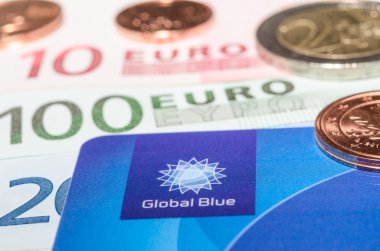 closeup vergi şirket küresel mavi banknotlar ücretsiz plastik kart