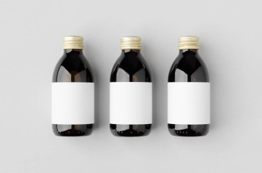 Soğuk demlenmiş kahve şişesi, boş etiketli maket..