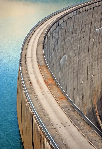 Barragem de betão — Fotografia de Stock