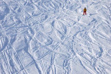 yamaçta Snowboarder