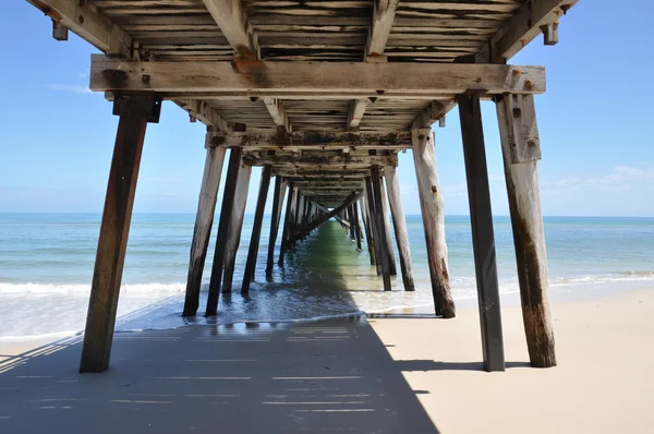 Underneath the Grange Jetty in sunny South Australia — Stock Photo, Image