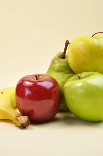 Egészséges élelmiszer - gyümölcs (függőleges) — Stock Fotó