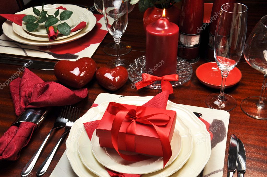 Valentine banquet table decorations | Romantic Valentine Dinner for Two