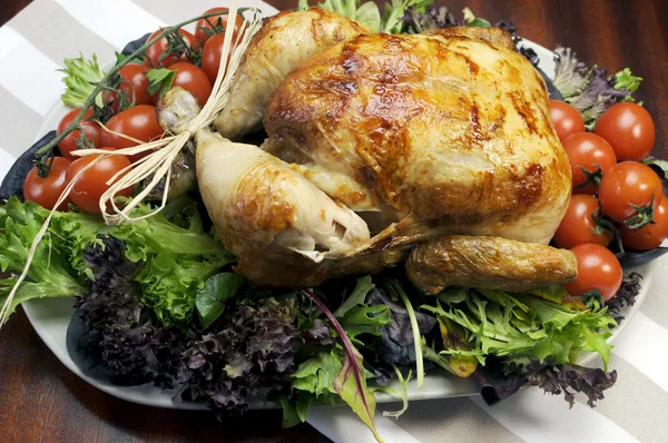 Navidad o Acción de Gracias asado pollo pavo cena comida — Foto de Stock