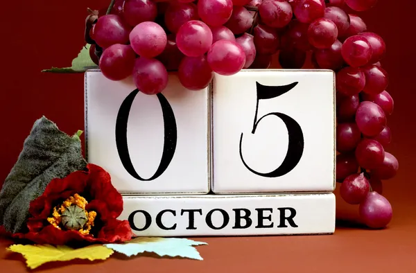 Save the date calendar for individual October dates — Stock Photo, Image