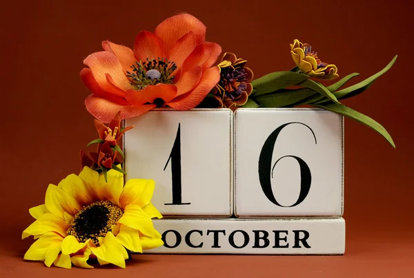 Zapisz Data kalendarza dla poszczególnych dni w październiku — Zdjęcie stockowe